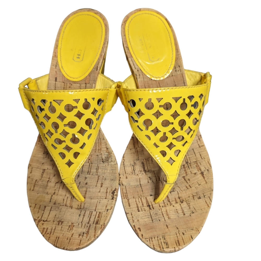 Coach C Lasercut Patent Leather Yellow BROOKK Wedge Thong Sandals Sz 8.5B